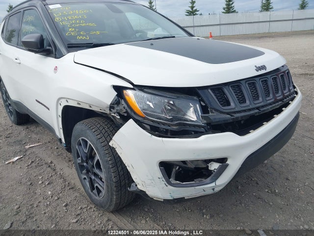 3C4NJDDB4JT493613 Jeep Compass Trailhawk