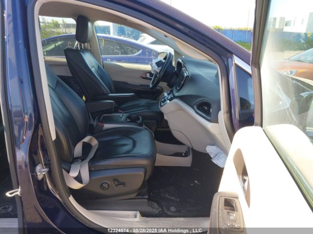 2C4RC1EG1JR330165 Chrysler Pacifica Touring L Plus