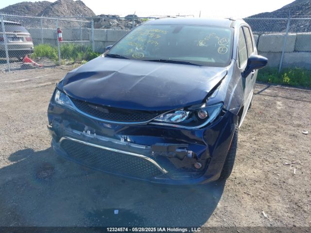 2C4RC1EG1JR330165 Chrysler Pacifica Touring L Plus