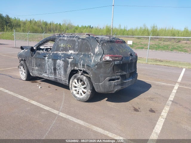 1C4PJMDS9FW713273 Jeep Cherokee