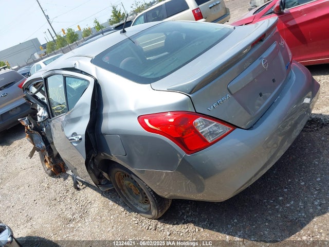 3N1CN7AP8EL823999 Nissan 2014