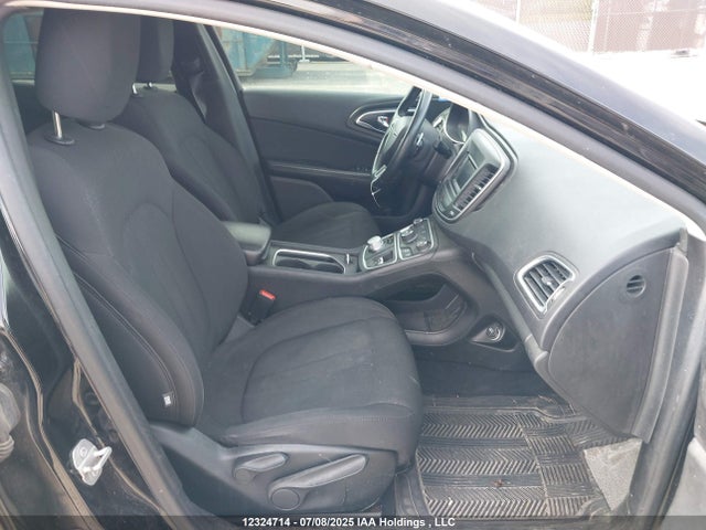 1C3CCCAG9FN582617 Chrysler 200