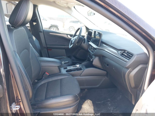 1FMCU0E1XPUA48753 Ford Escape