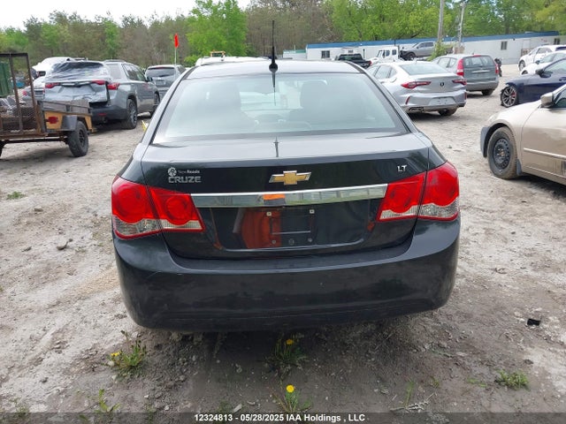 1G1PE5SB5E7375420 Chevrolet Cruze 2lt
