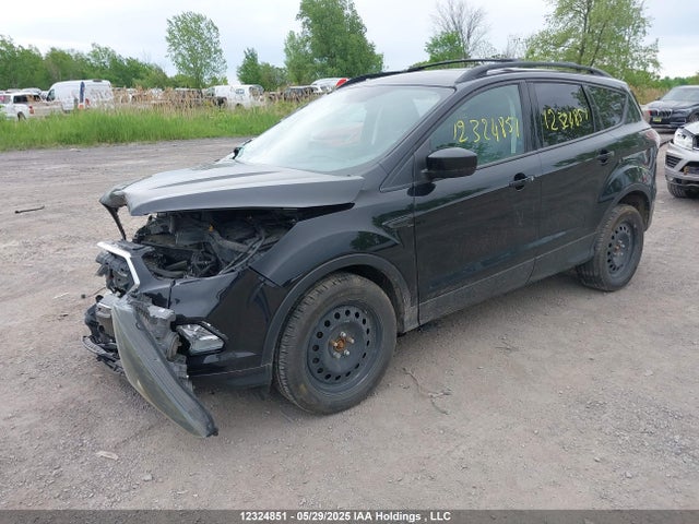 1FMCU9G90HUA17083 Ford ESCAPE SE