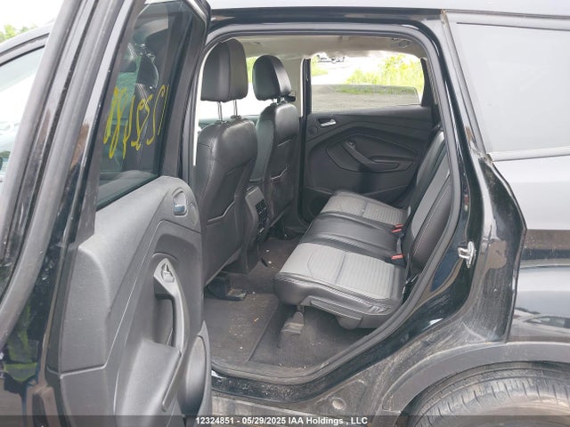 1FMCU9G90HUA17083 Ford ESCAPE SE