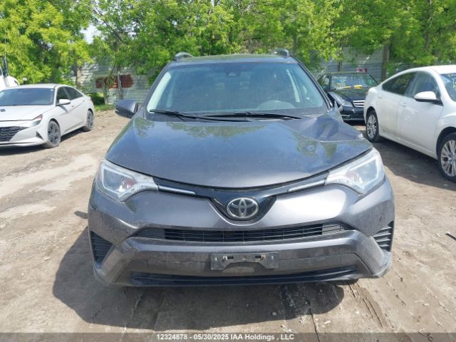 2T3ZFREV8JW425655 Toyota RAV4 LE