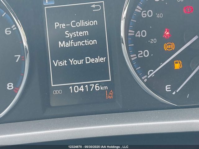 2T3ZFREV8JW425655 Toyota RAV4 LE