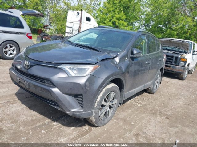 2T3ZFREV8JW425655 Toyota RAV4 LE