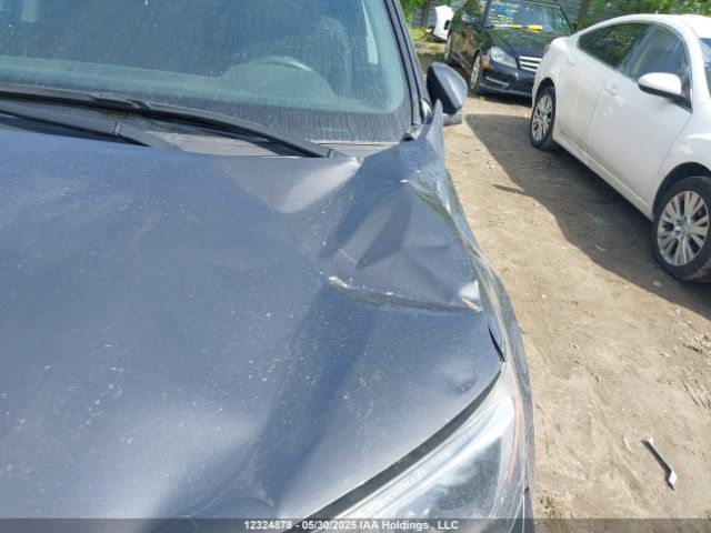 2T3ZFREV8JW425655 Toyota RAV4 LE