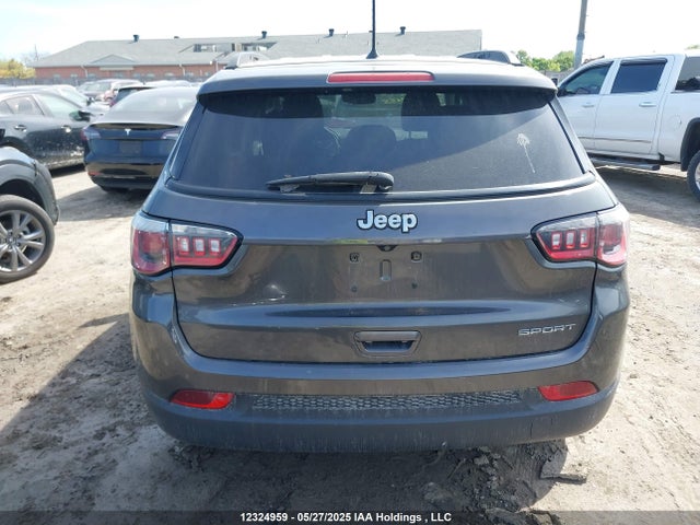 3C4NJCAB1HT669736 Jeep 2017
