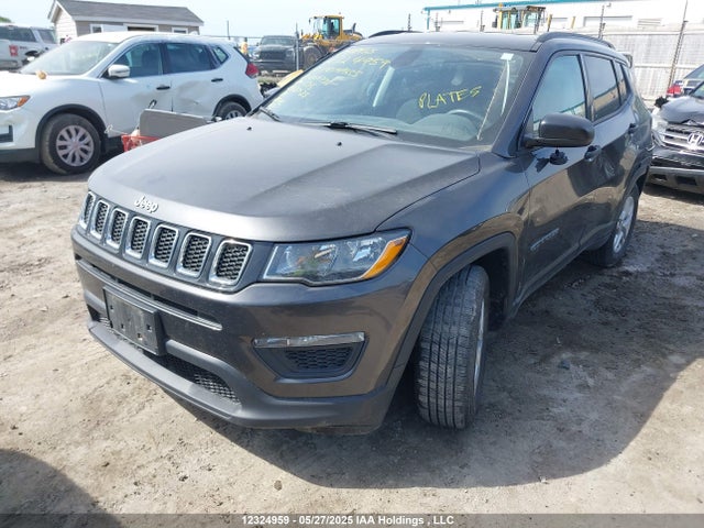 3C4NJCAB1HT669736 Jeep 2017