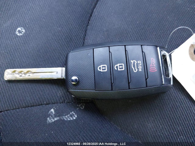 KIA dohc gdi nu 2014 KNDJP3A55E7108351 Image 11