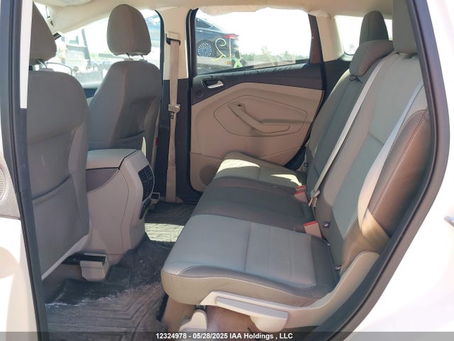 1FMCU0GX0FUB21712 Ford Escape