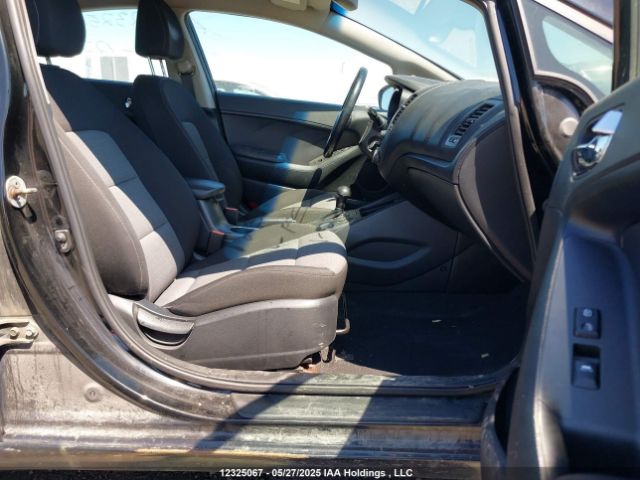 KNAFX4A84E5122255 KIA Forte