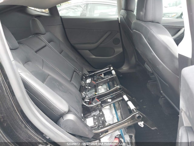 7SAYGDEF3NF461983 Tesla Model Y Performance