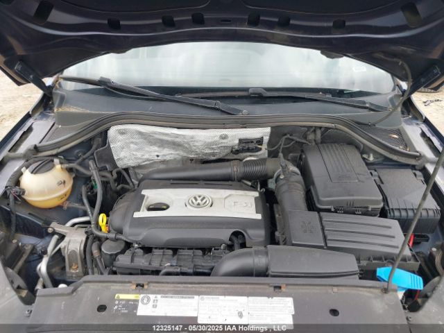 WVGNV7AX7HK007518 Volkswagen Tiguan