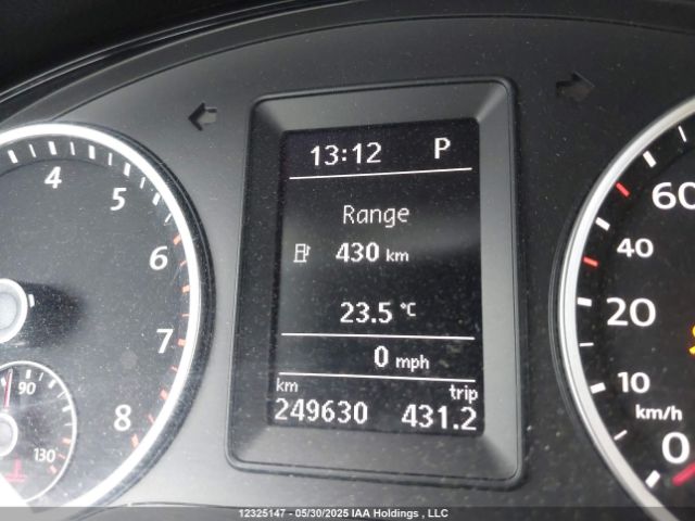 WVGNV7AX7HK007518 Volkswagen Tiguan