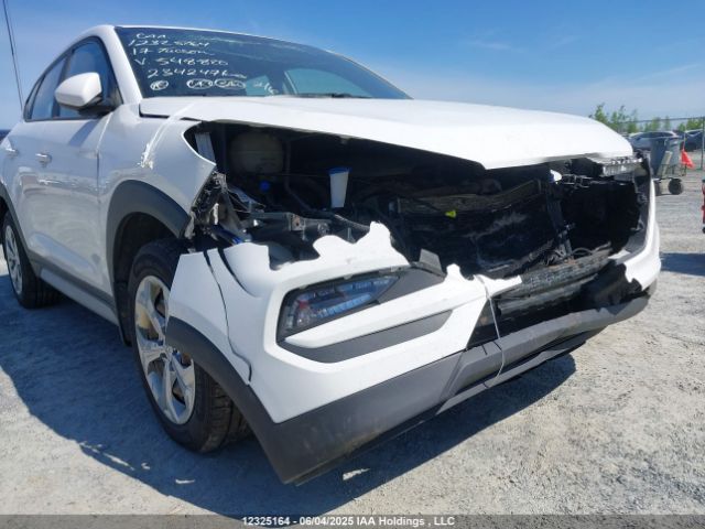 KM8J2CA41HU548820 Hyundai TUCSON SE