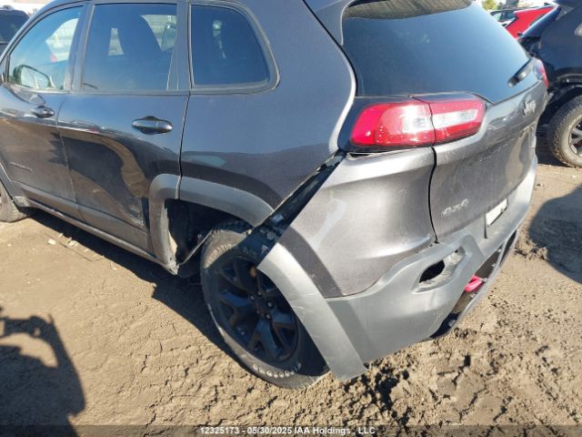 1C4PJMBX9JD574877 Jeep Cherokee Trailhawk