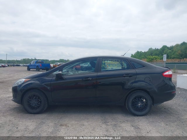 3FADP4AJXFM197573 Ford 2015