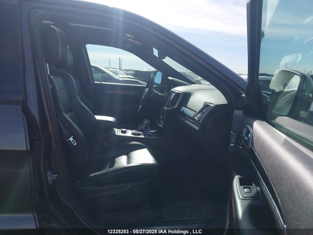 1C4RJFLG9HC807935 Jeep 2017