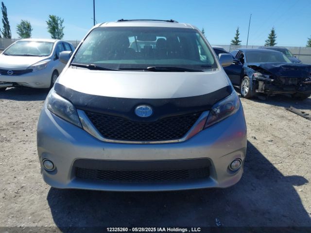 5TDXK3DC4FS551939 Toyota Sienna Se 8 Passenger