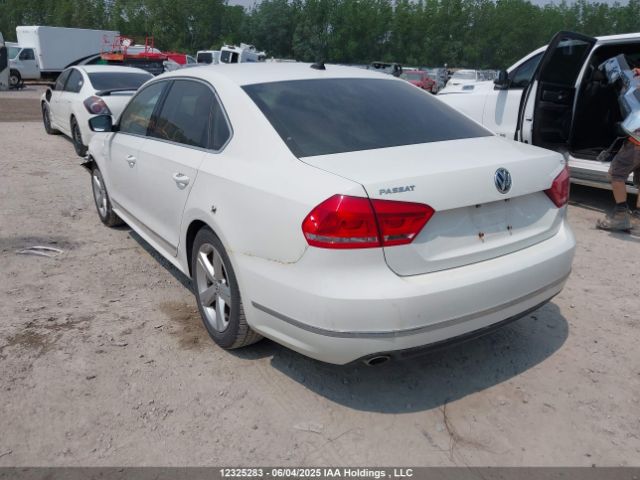 1VWBN7A39EC106106 Volkswagen Passat