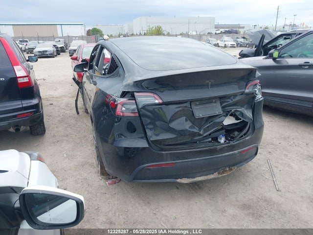 7SAYGDEF4NF518532 Tesla 2022