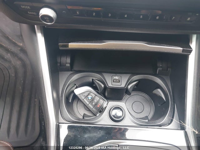 3MW5R7J0XL8B43306 BMW 330I