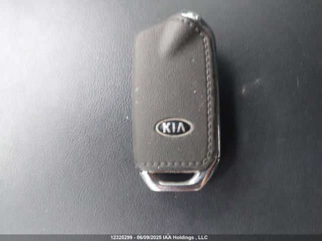 KNAE55LC3J6030504 KIA tgdi lamda ii