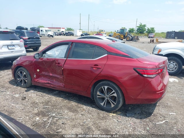 3N1AB8CV2NY231261 Nissan Sentra