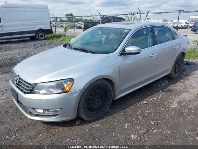 1VWBV7A30FC038490 Volkswagen Passat