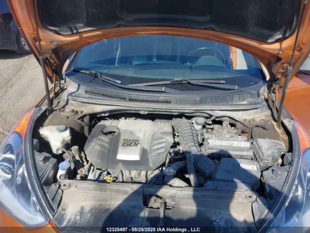 KMHTC6AE6GU288803 Hyundai Veloster Turbo