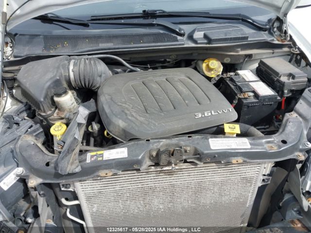 2C4RC1CGXER336118 Chrysler 2014