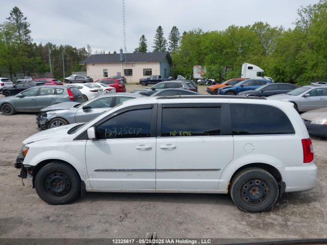 2C4RC1CGXER336118 Chrysler 2014