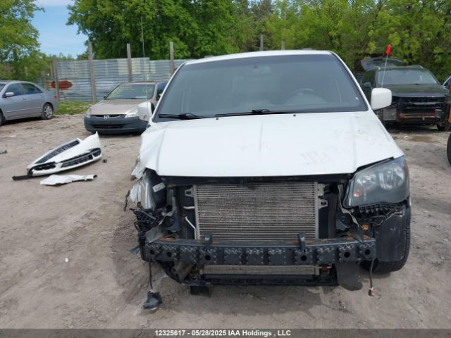 2C4RC1CGXER336118 Chrysler 2014