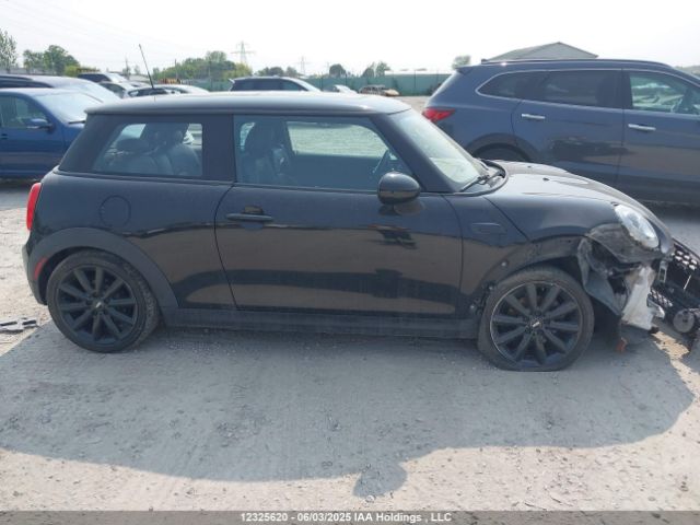 WMWXM5C59FT974197 Mini 2015