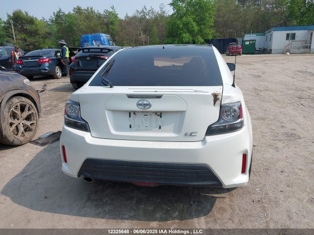 Scion 2ar-fe 2015 JTKJF5C79F3090998 Image 16