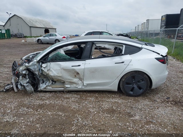 12325689 :رقم المزاد ، 5YJ3E1EA6NF202291 vin ، 2022 Tesla Model 3 Rwd/standard Range مزاد بيع