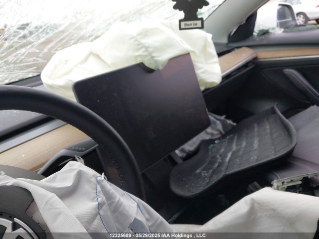 12325689 :رقم المزاد ، 5YJ3E1EA6NF202291 vin ، 2022 Tesla Model 3 Rwd/standard Range مزاد بيع