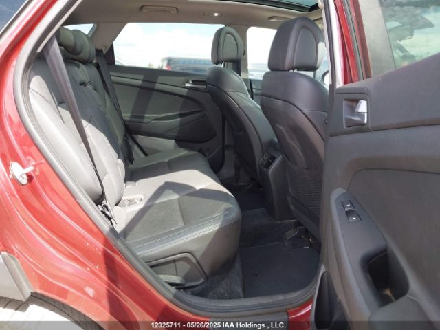 KM8J3CA28HU426516 Hyundai Tucson Limited/sport And Eco/se