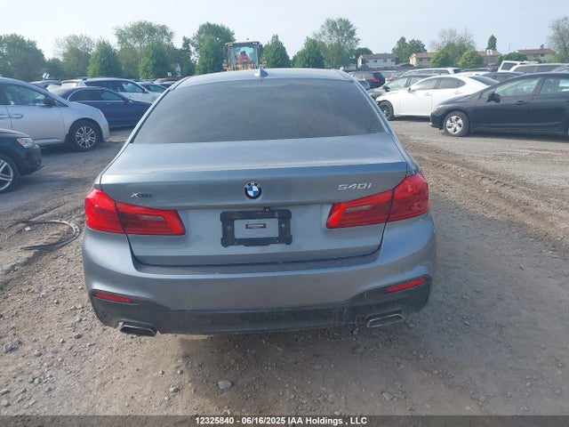 WBAJE7C56JWC55109 BMW 540I