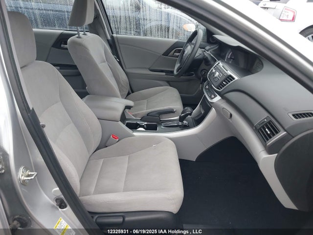 1HGCR2F30FA803217 Honda k24w1