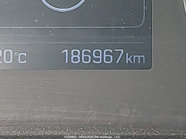 KMHD84LF7HU118872 Hyundai Elantra
