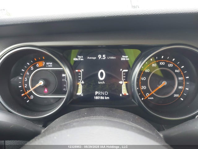 1C4HJXDN6MW521385 Jeep Wrangler