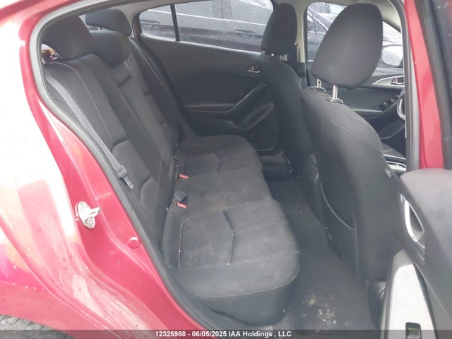JM1BN1V73J1158396 Mazda pe