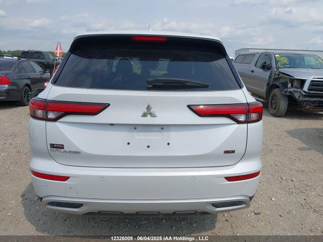 JA4J4UA84NZ611926 Mitsubishi Outlander