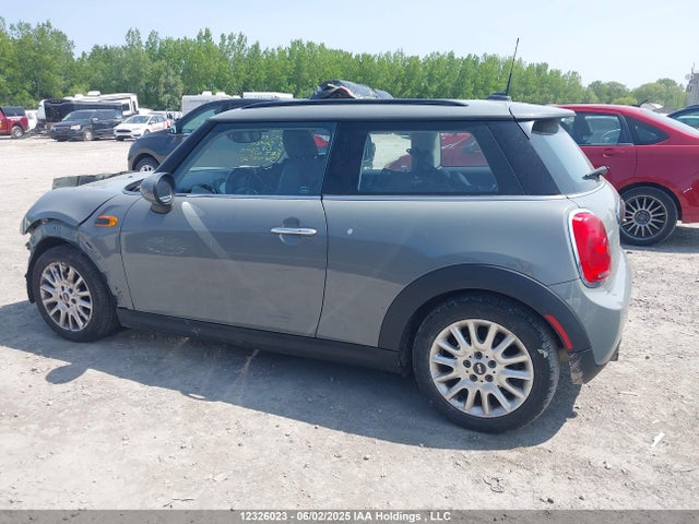 Mini Hardtop 2016 WMWXP5C58G2D15500 Image 15