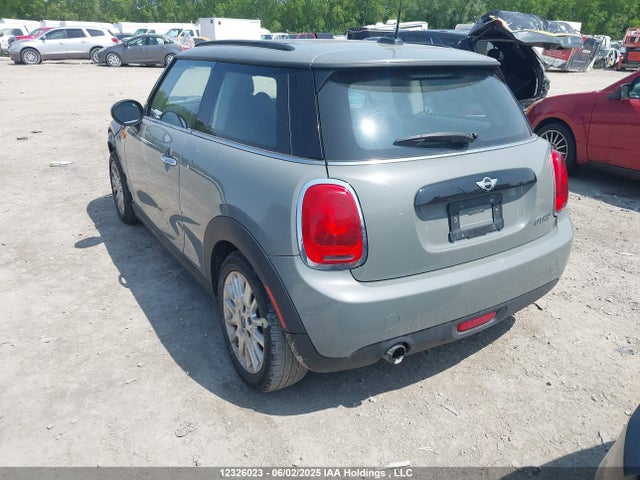Mini Hardtop 2016 WMWXP5C58G2D15500 Image 3